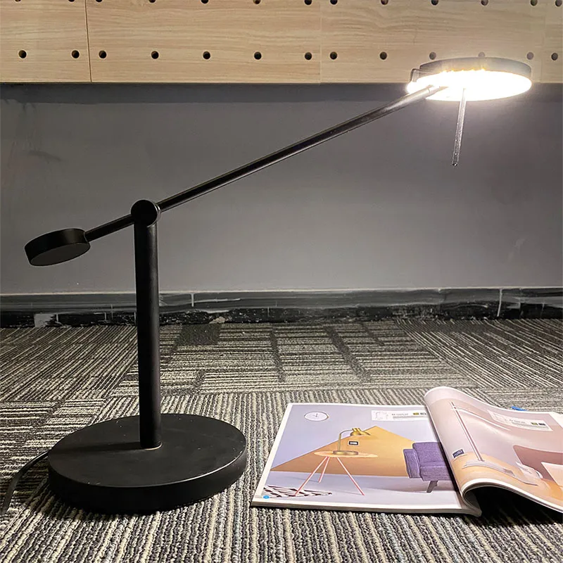 Apakah julat kecerahan lampu meja yang baik untuk mata?